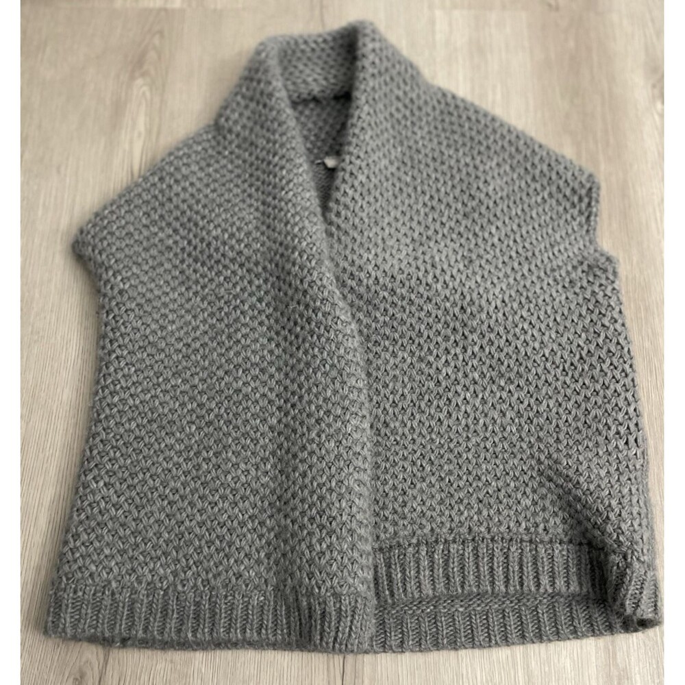 J Jill Sweater Vest Womens  Gray Chunky Knit Alpaca Shawl sweater Crochet Large